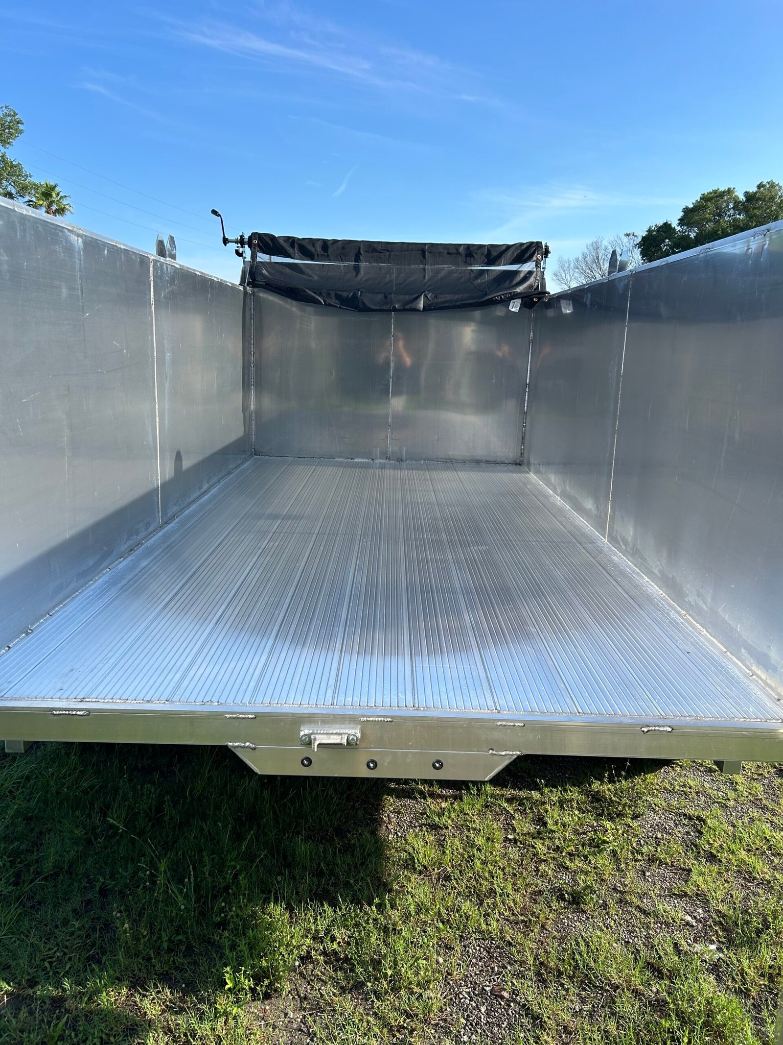 7x14x4 cargo pro aluminum dump trailer - Image 6