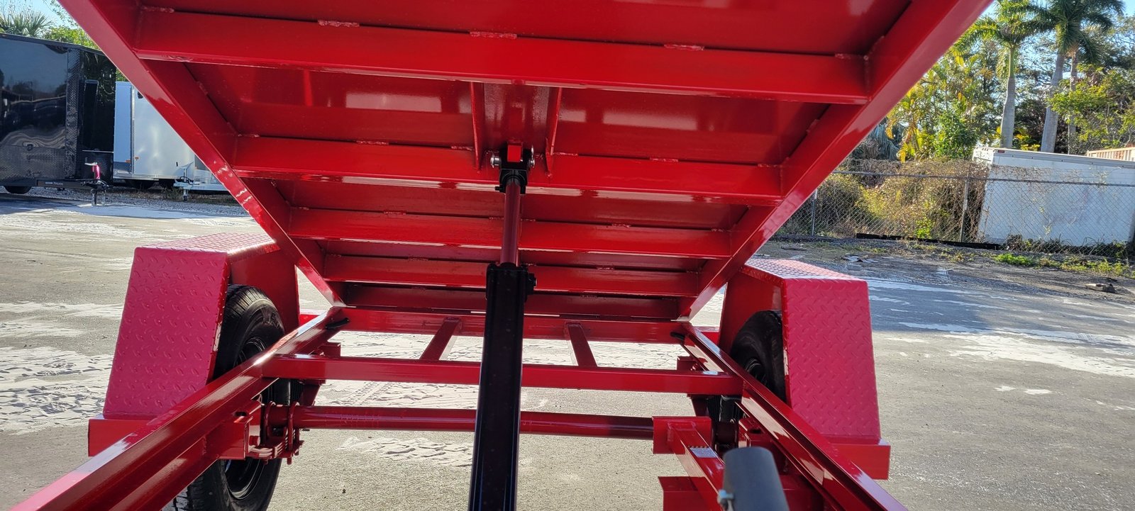 Prospector 4×8 Manual Dump Trailer - Image 3