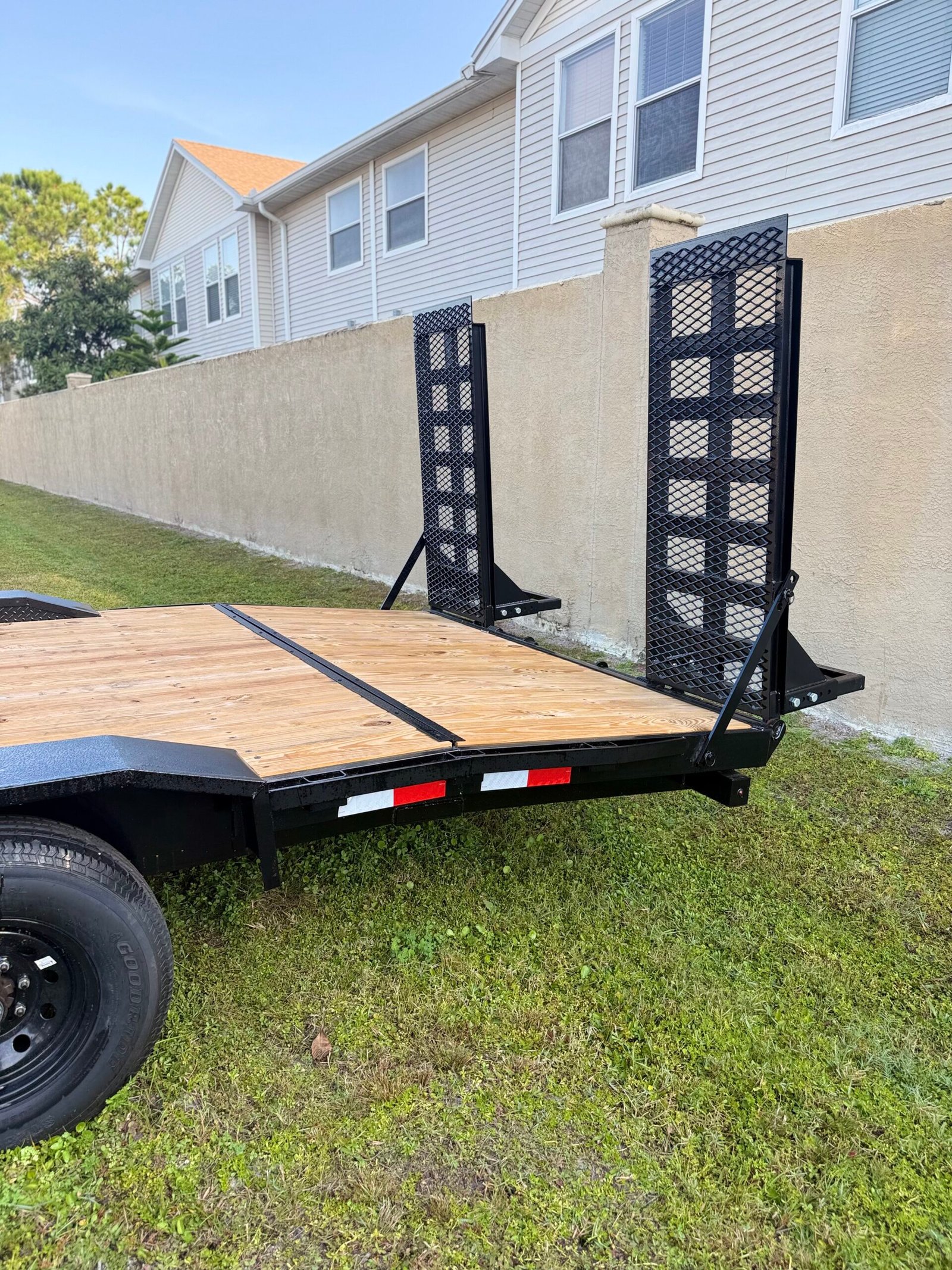 D2E 24ft Equipment Trailer 14K - Image 3