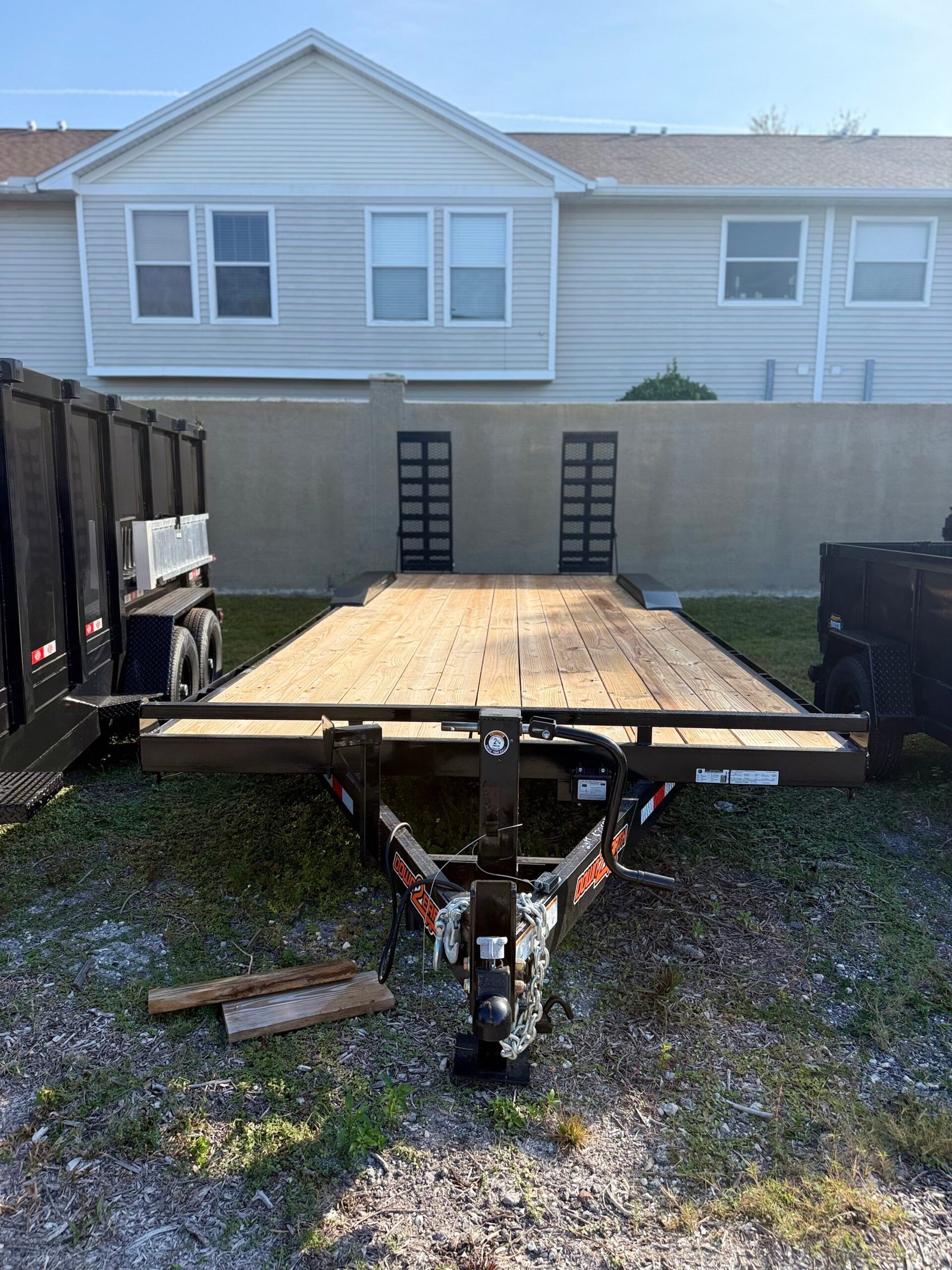 D2E 24ft Equipment Trailer 14K