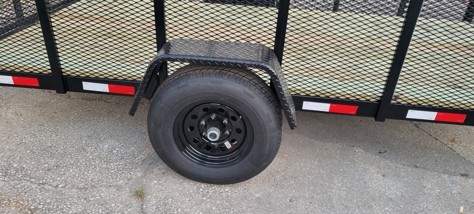 6x12x4 Utility Trailer 4ft mesh - Image 4