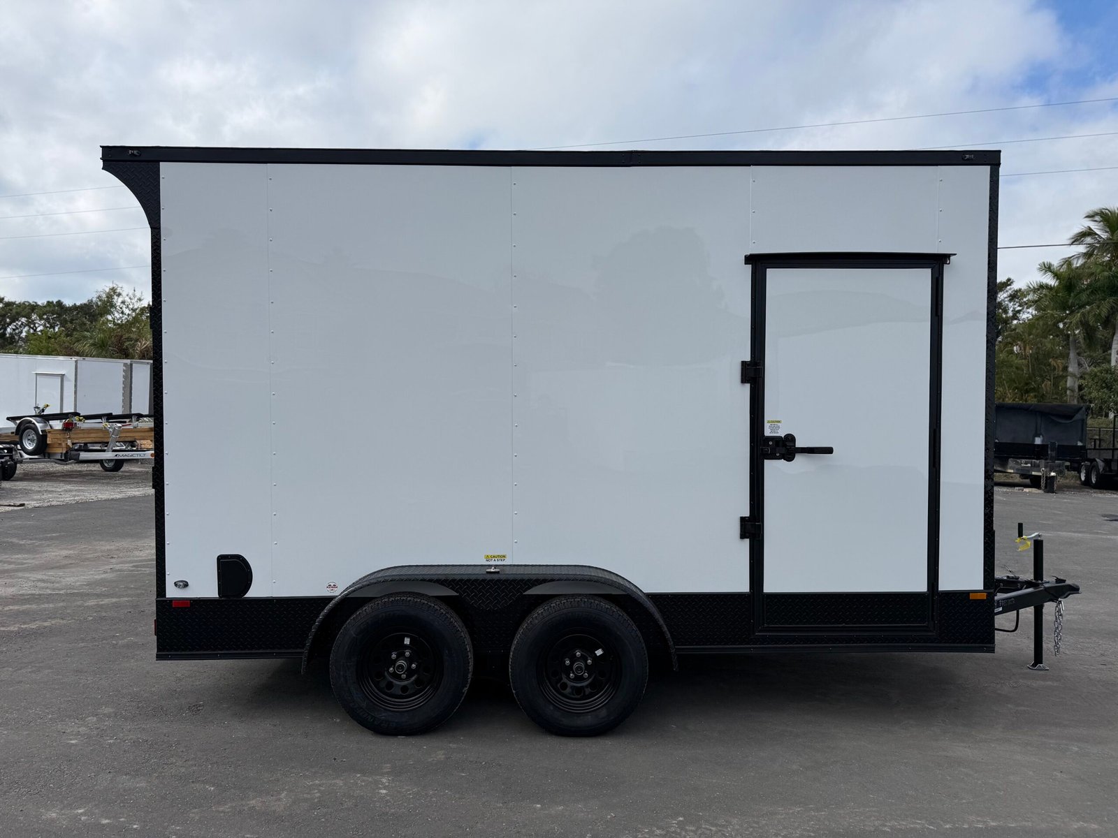 All World 7x14x8 w/ rear spoiler & e-track - Image 6