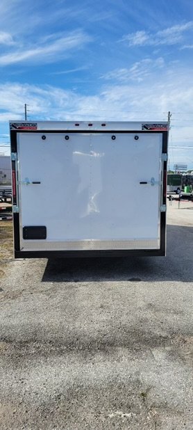 8′ x 18′ x 6’5″ Lawn Dog – Lawn Edition Cargo Trailer - Image 3