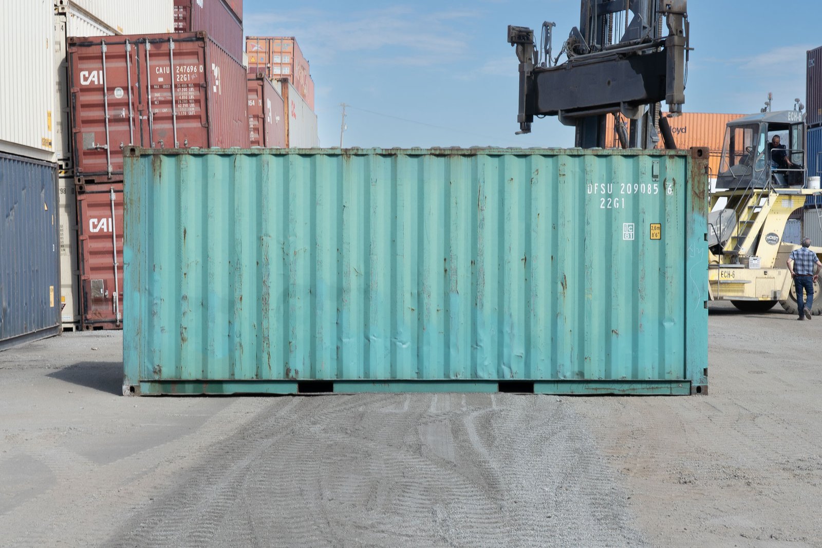 20ft Standard Shipping Container – USED (Storage-Class) - Image 2